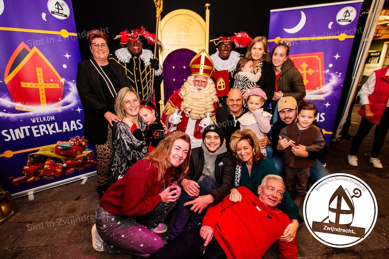 Groepsfoto met Sinterklaas